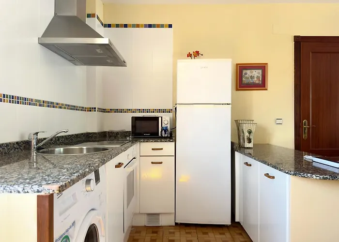 Tia Toni - 1002 Apartman